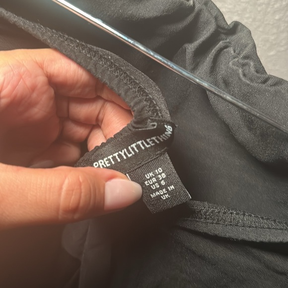 Prettylittlething dress - Picture 4 of 4